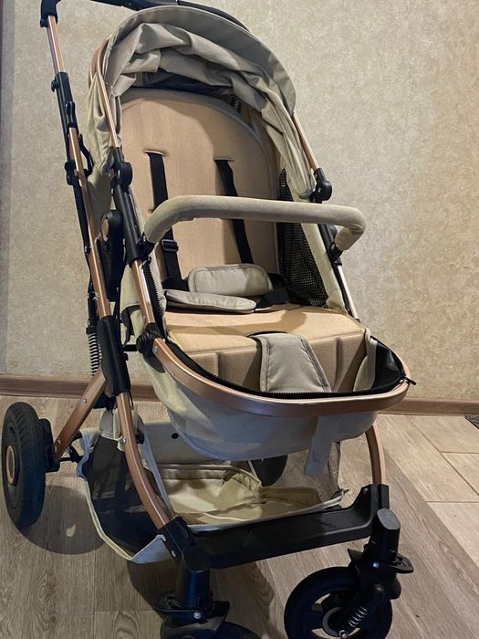Детская коляска.