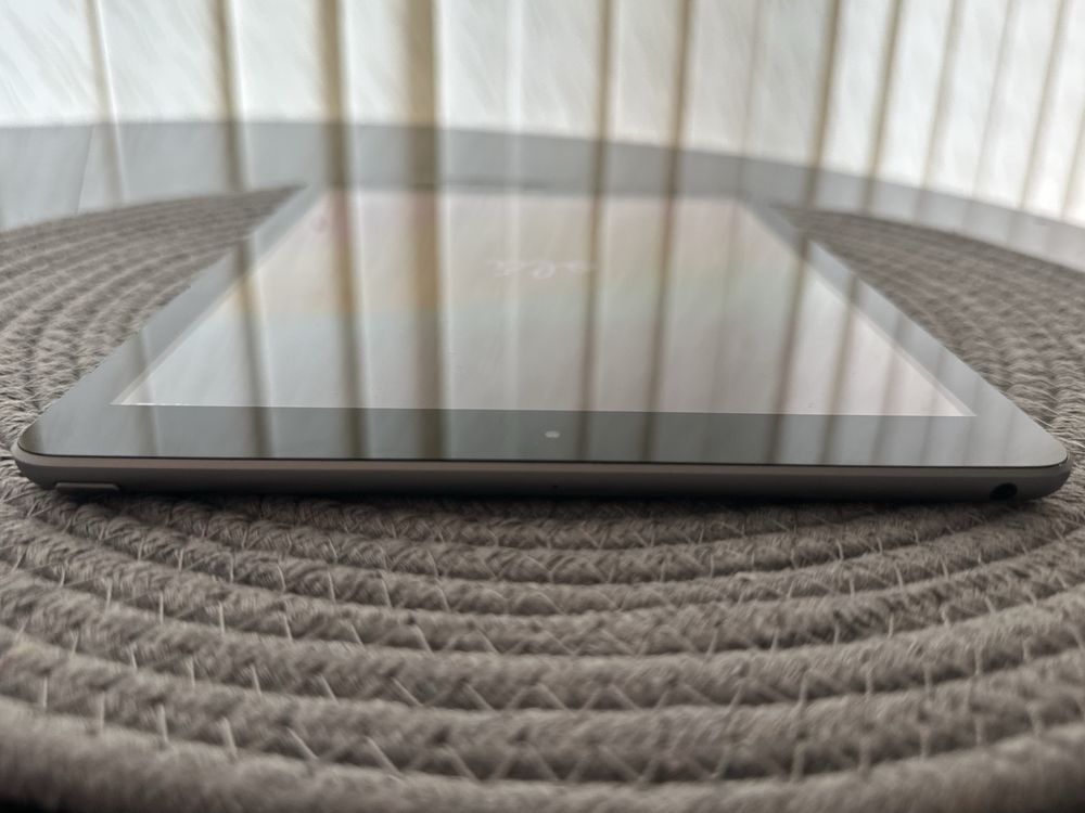 Ipad 6 32GB 9.7” в отлично състояние