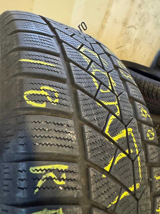 Super anvelope Iarna 4X 225/60 R17 Continental RunFlat DOT 2018