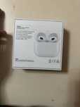 Наушники AirPods 3, с гарантией на год, выпал правое ухо, комплектация