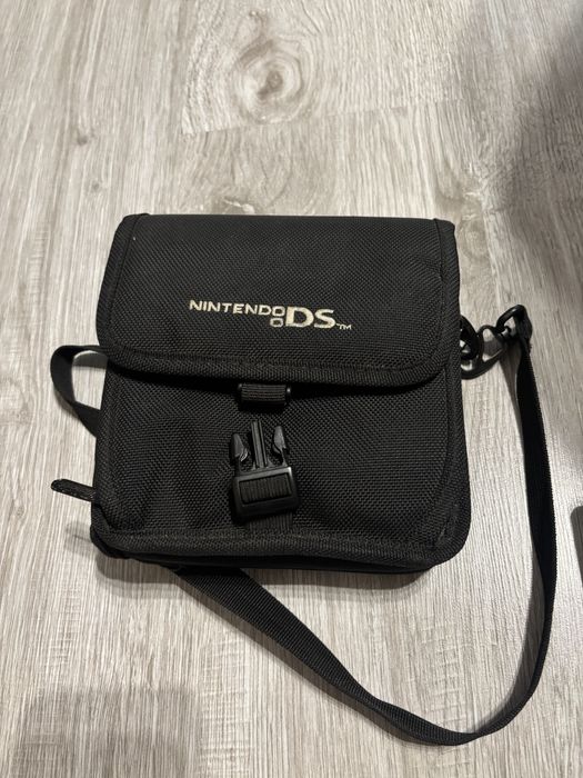 Nintendo ds с чантичка