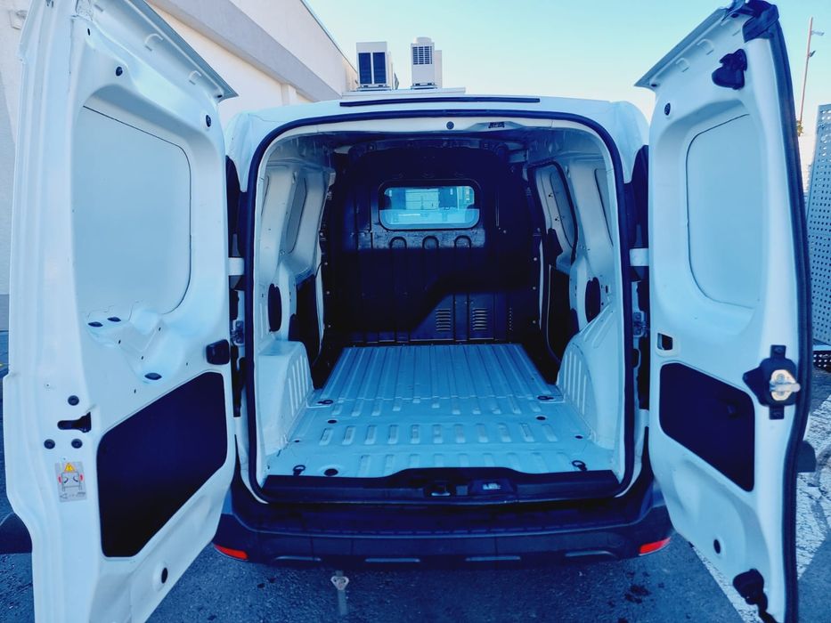 Dokker 1.5 d pret 4500e an 2018