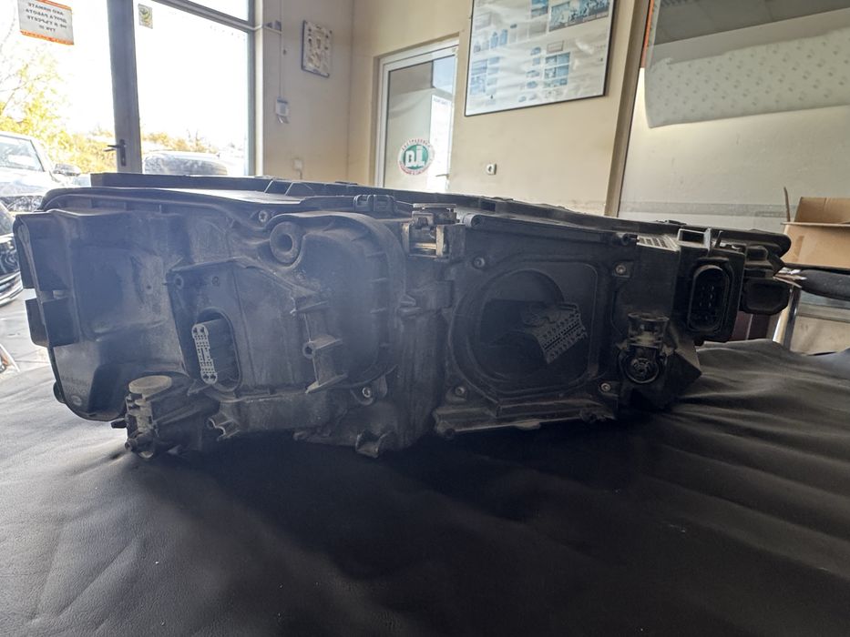 Фар за Audi Q7 4 M