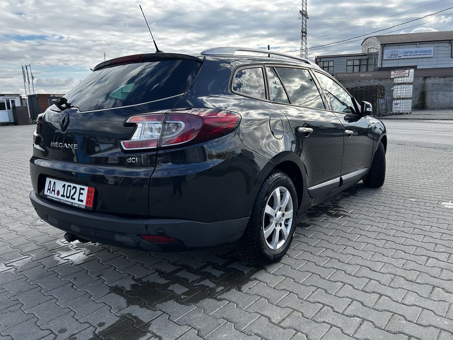 Renault Megane Luxe / Euro 5 / Diesel / 1.9 / Xenon /Carlig/ Incalzire
