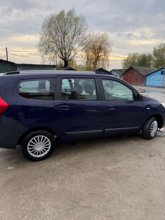Vand Dacia Lodgy 1.5 disel 2016 7 locuri