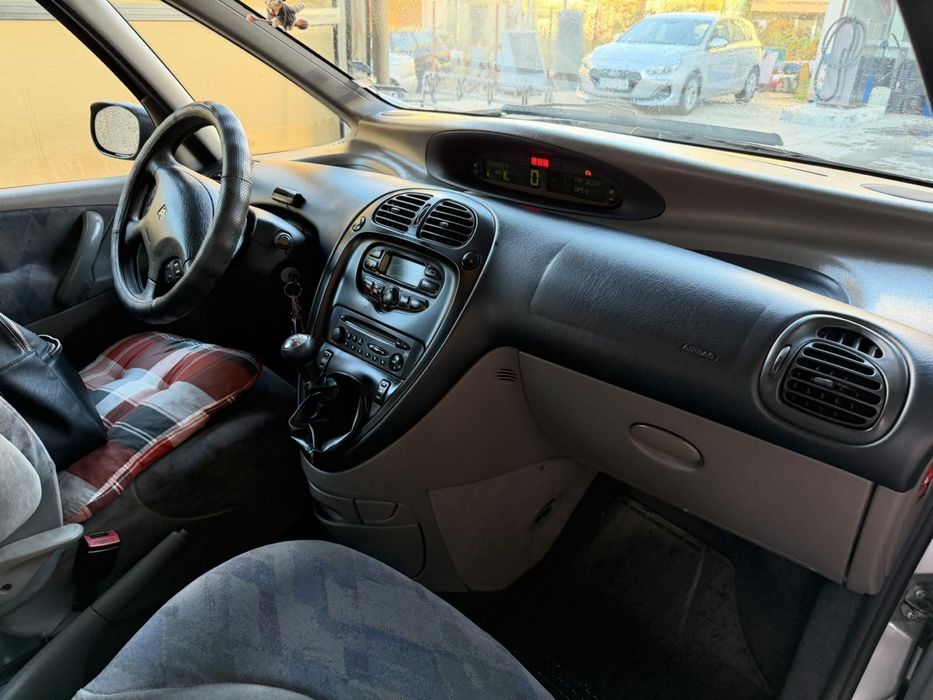 Citroen Xsara Picasso - 2.0 HDI, Ван, Употребяван, Габрово