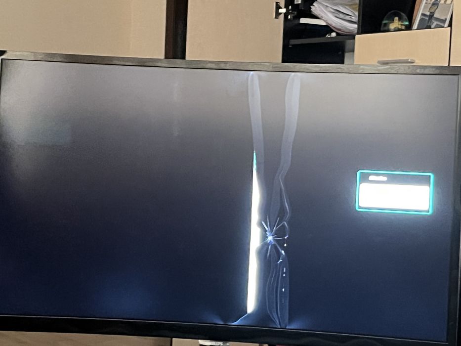 Monitor curbat philips defect 80 diagonala
