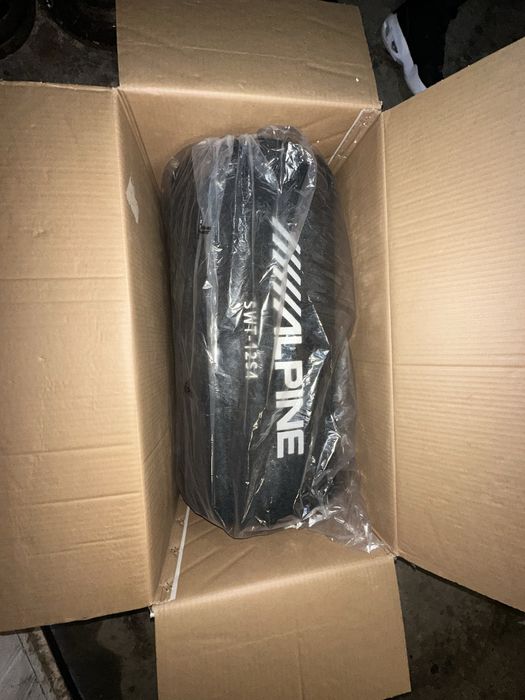 Vand cutie de subwoofer alpine 30cm