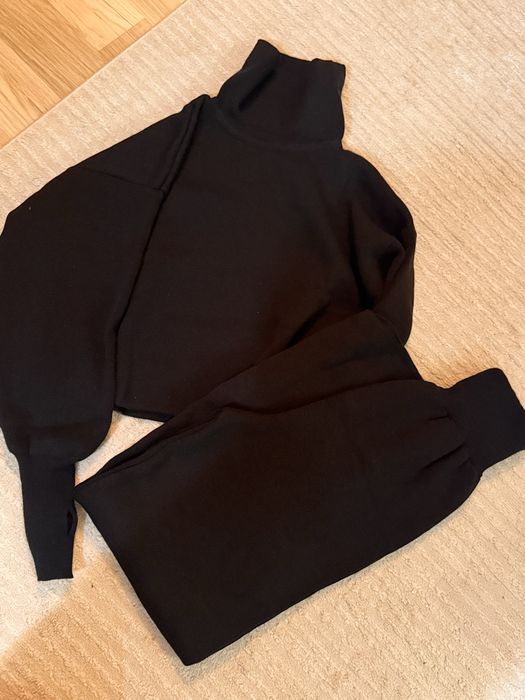 Топъл комплект плетиво