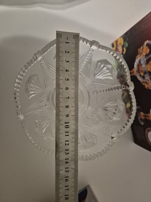 Продам стеклянные вазы