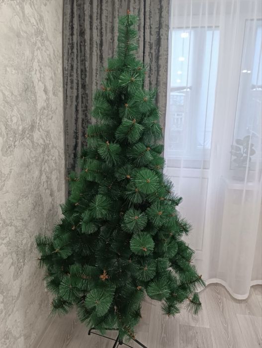 Продам новую елку