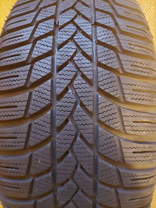 Anvelope iarna lassa snoways r17 235 45