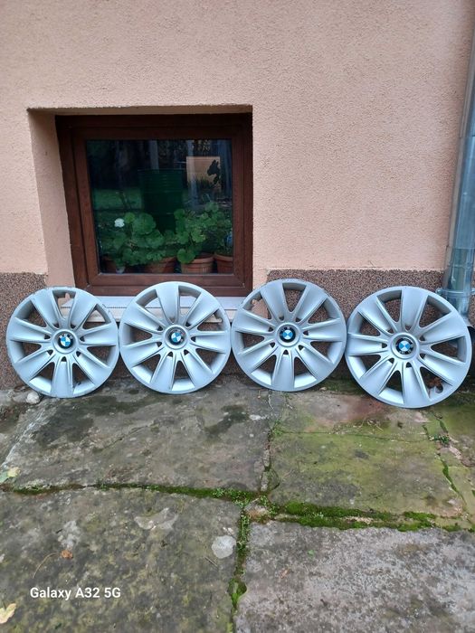 Продавам оригинални тасове за BMWи др. 15"и 16"