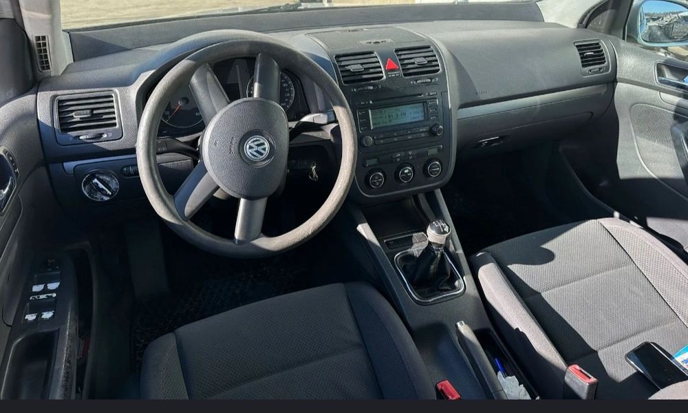 bara  vw passat b6   ,piese vw golf v