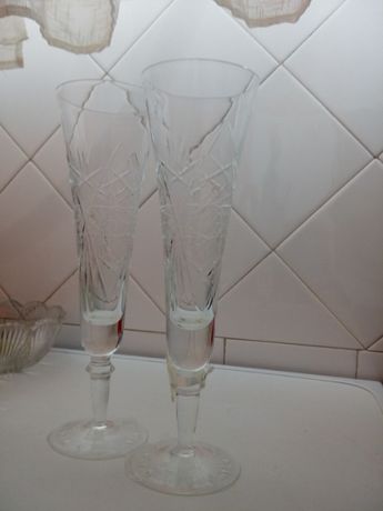 Сватбарски чаши