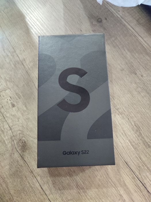 Samsung Galaxy S22 Чисто нов от Англия