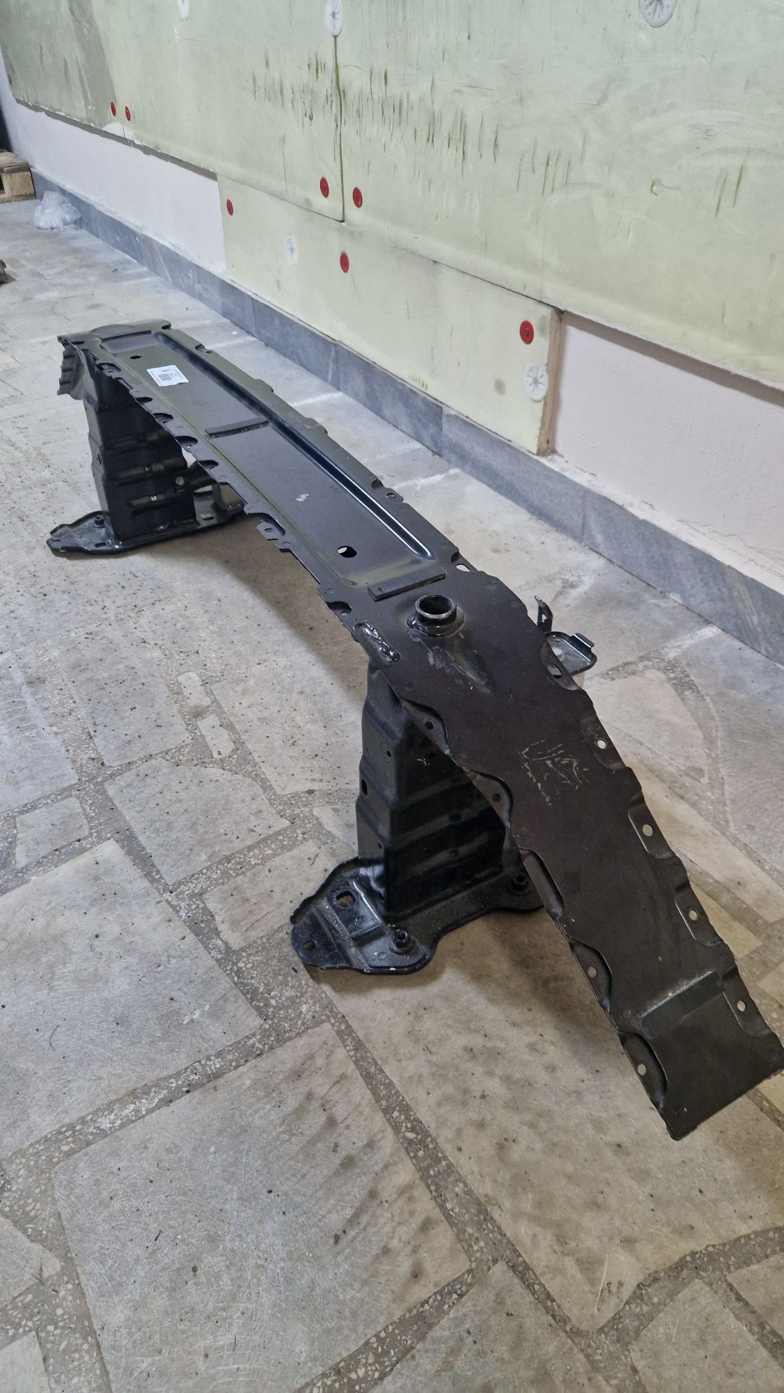 Предна броня за Mercedes w167 2022