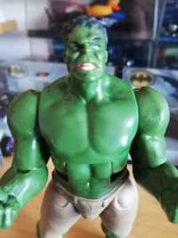 Figurina Hulk,de 14 cm, firma HASBRO 2011.