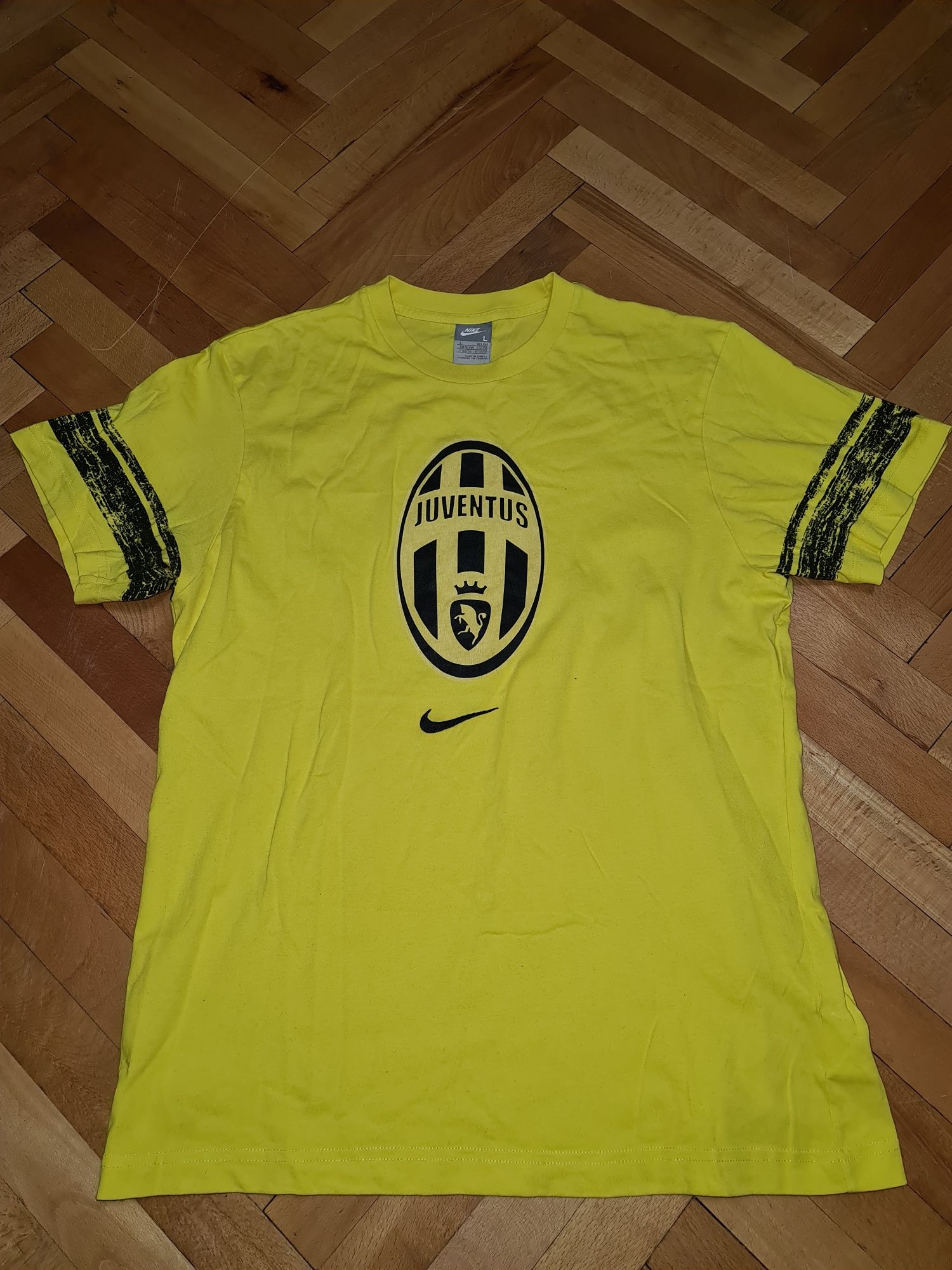 Tricou Juventus Nike original mărimea L bumbac