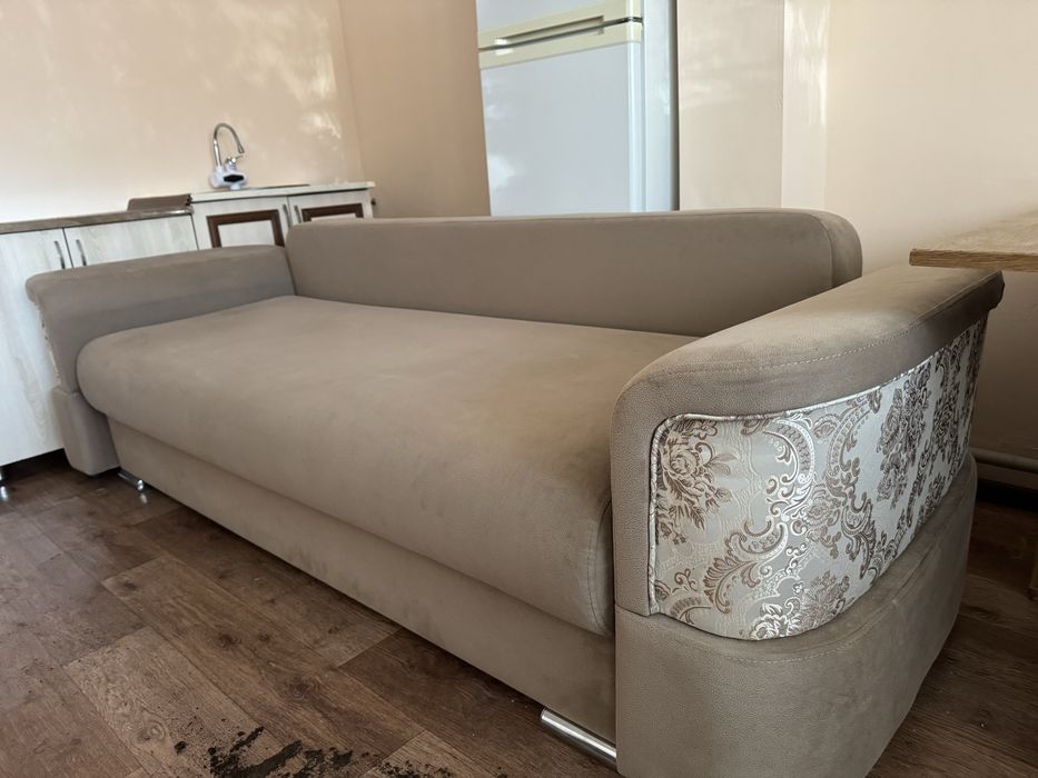 Диван 2в1 раскладной  хорошем состояний