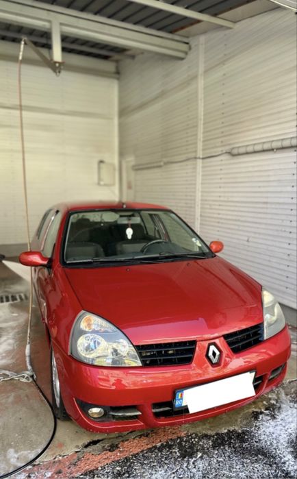 Renault symbol 2006,1.4 benzina 64k km