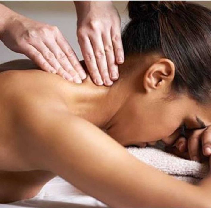 Masaj terapeut profesionist locatie salon