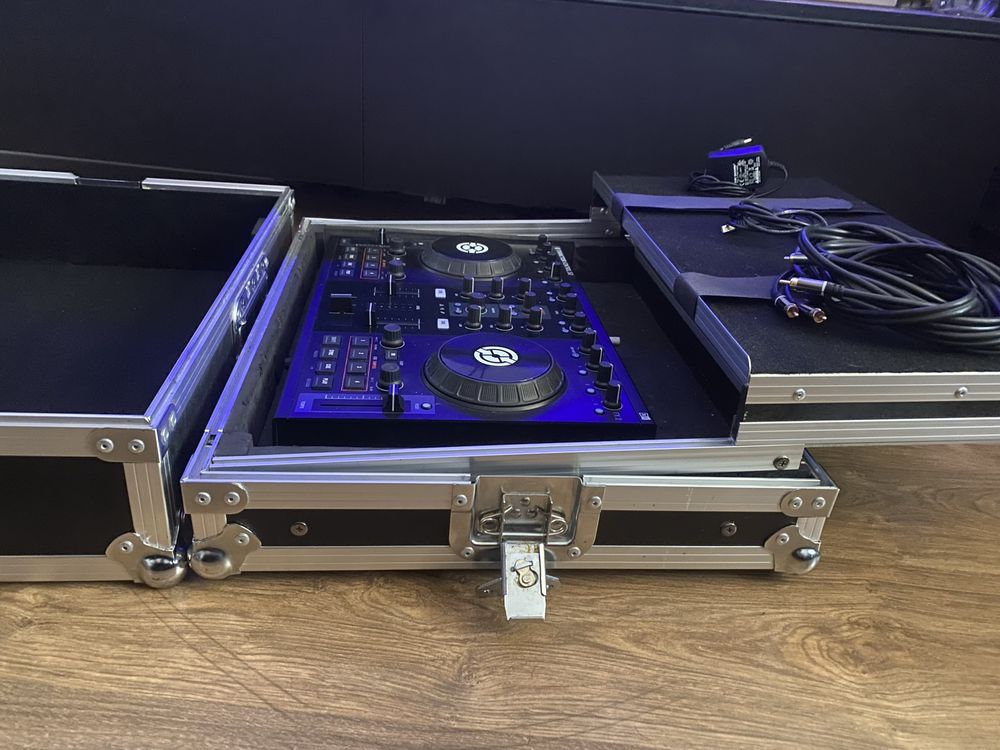 Traktor s2 mk 1 aproape noua plus flightcase