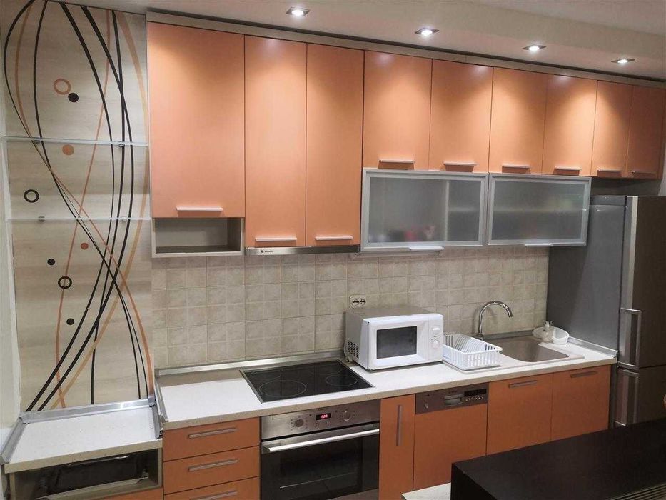 Дава се под наем Двустаен апартамент в Бургас, Център - 60 кв.м за 204 € - Снимка #4