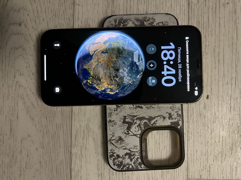 Продам 12 про макс 256