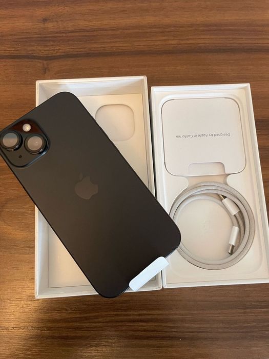 Vând IPhone 15 128GB