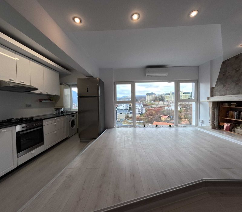 Proprietar vand ap 2 camere cu priveliste superba