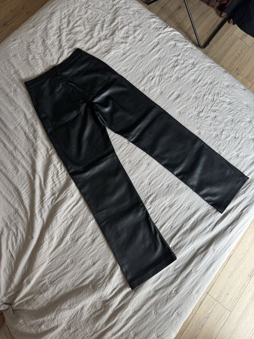 Панталон от еко кожа Zara