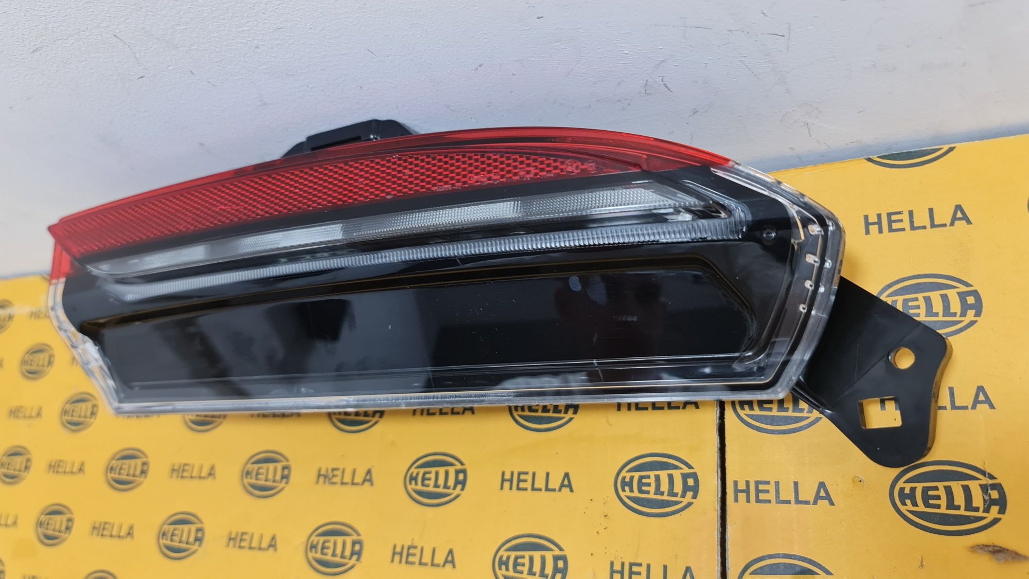 Lampa tripla stop ceata bara spate Tesla model 3 Highland 2023+