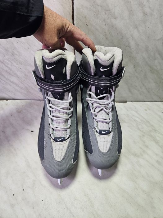 Patine 2069 hochei hockey Nike  marime  43 ( 28  cm)