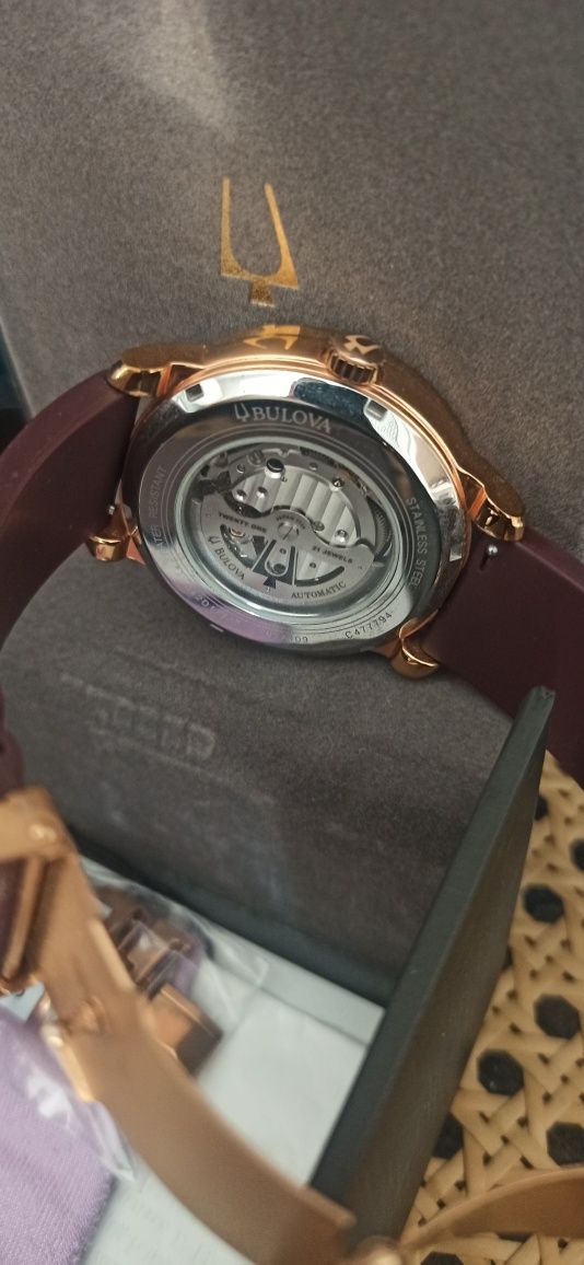 Часовник Bulova ,