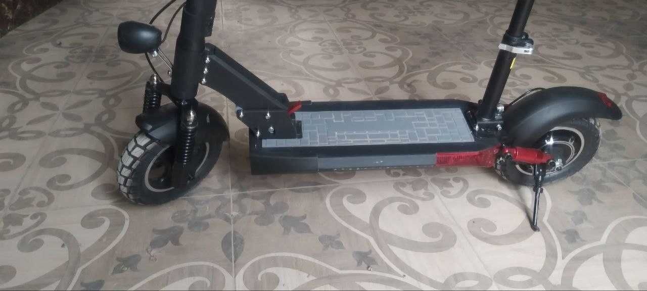 Kugoo m4 pro yengi