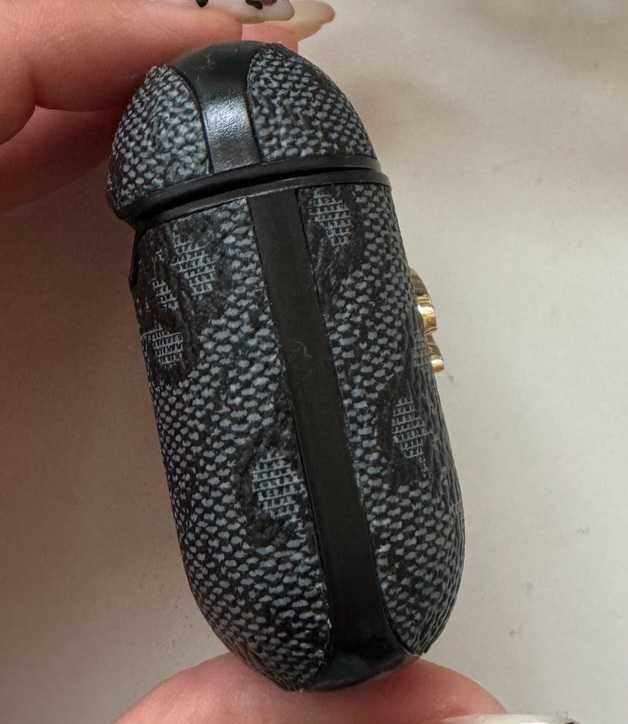 Калъф за слушалки AirPods (2-ро поколение)