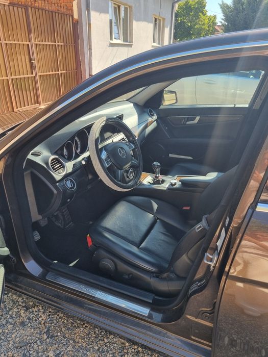 Vănd Mercedes C 180 CDI