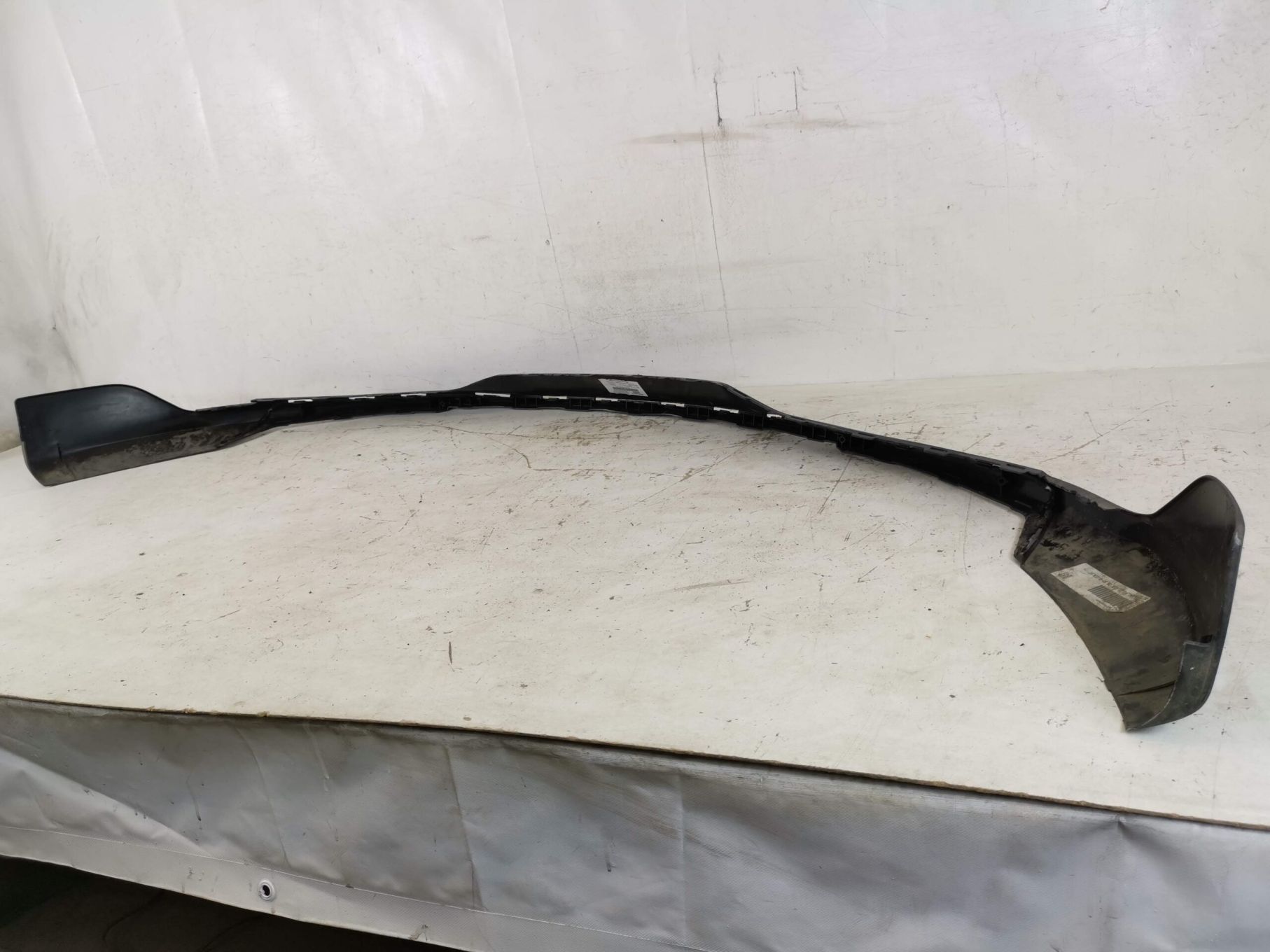 Fusta Spoiler Bara Fata Porsche  Taycan 1 [2019 - 2019] Originala In S