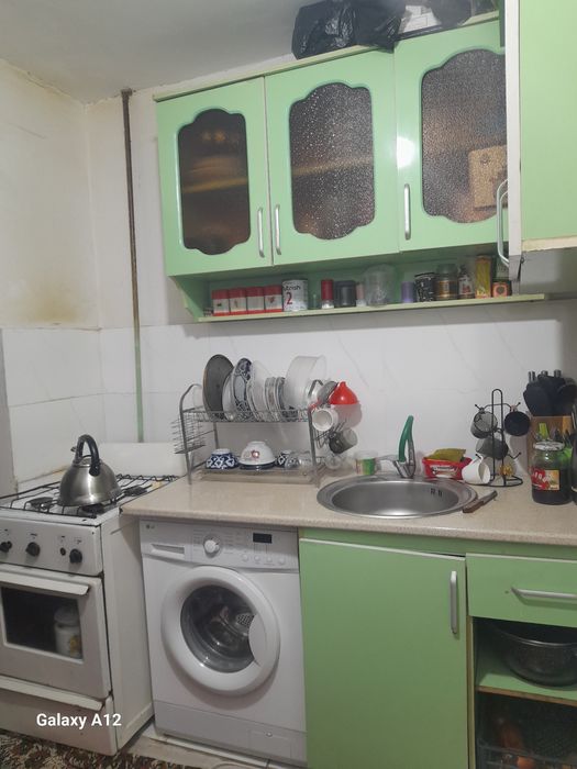 Kirmoshin.2500.Shikaf 2.500. Xoladenlik 5.000. Gilam 2.500. Spalni 1