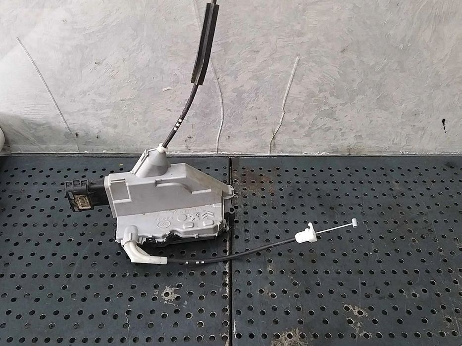 Broasca usa stanga spate citroen c3 2