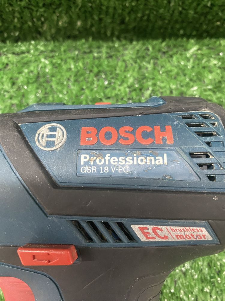 Безчетков винтоверт Bosch GSR 18 V-EC