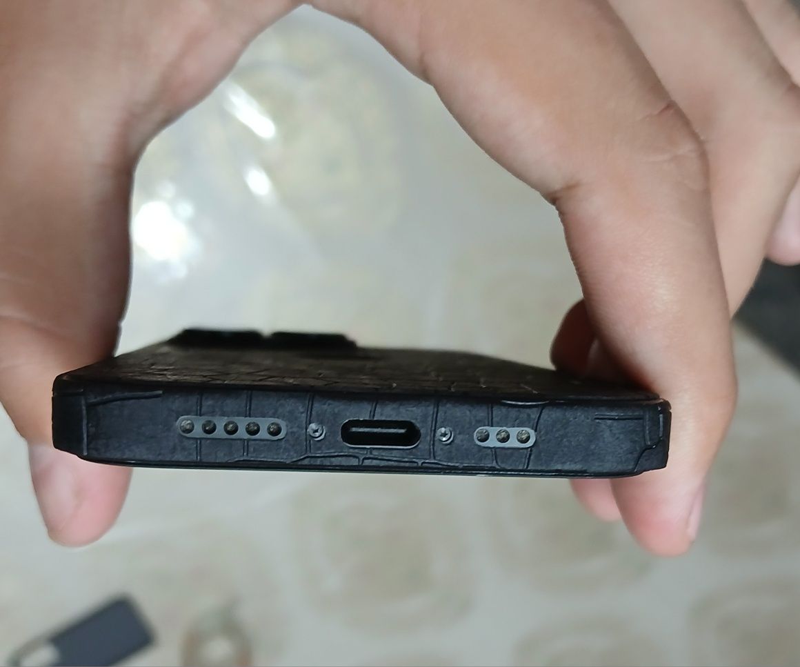 Apple 15 Pro 256
