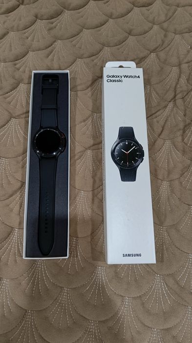 Часы Samsung Galaxy watch 4