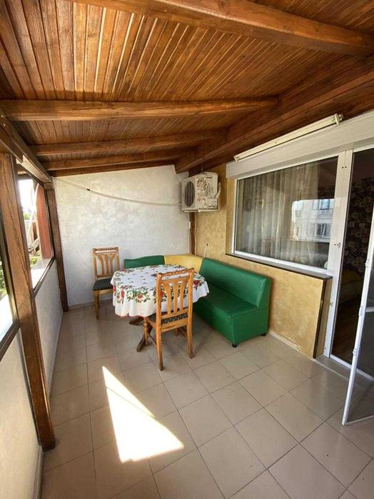 Дава се под наем Тристаен апартамент в Бургас, Център - 92 кв.м за 350 € - Снимка #1