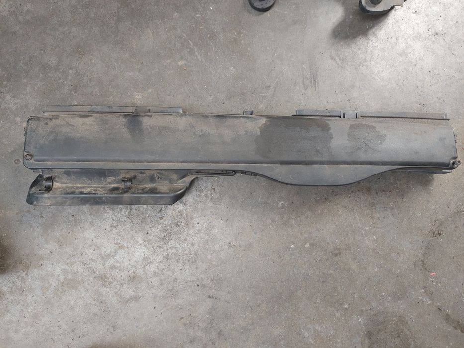 Priza aer trager Octavia 3/Passat B8