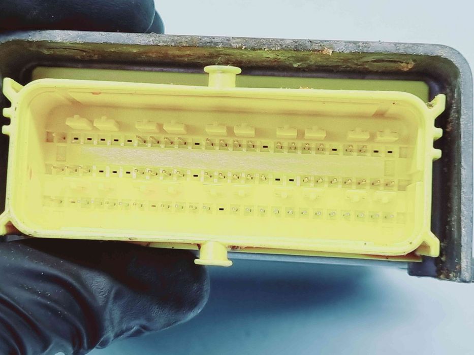 Calculator airbag Volkswagen Passat B6 Variant (3C5) [Fabr 2005-2010]