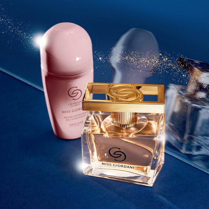 Parfumuri noi, sigilate – transport gratuit!