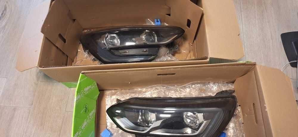 faruri lămpi  pentru vw lupo megan 4