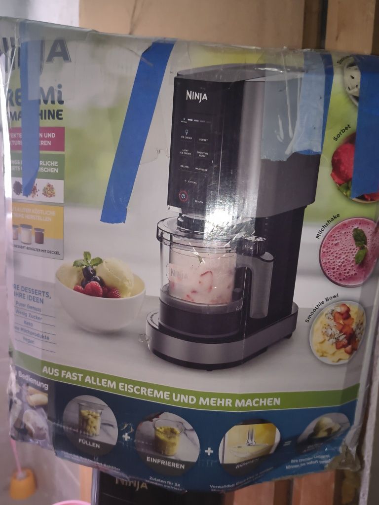 Машина за сладолед Ninja™ CREAMi® 7-в-1